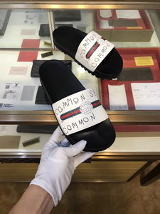 G*u*i slippers(aaa)-212