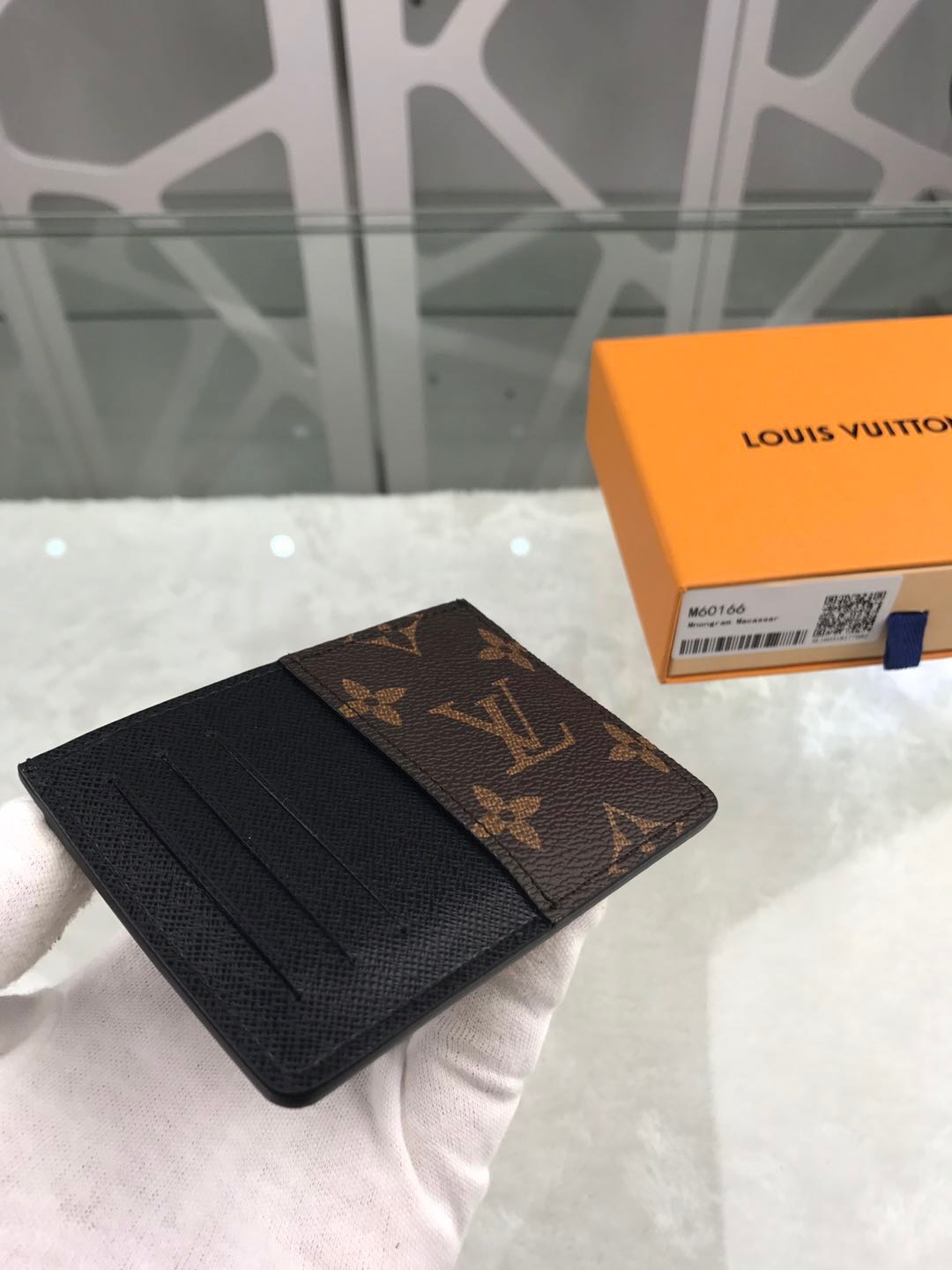 LV Card holder(AAA)-002