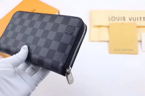 LV Wallets AAA(Men)-014