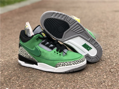 Air Jordan 3s PE Oregon Ducks