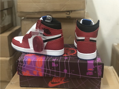 Air Jordan 1 Retro High OG “Origin Story”