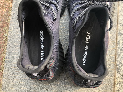 Authentic Adidas Yeezy 350 Boost V2-033