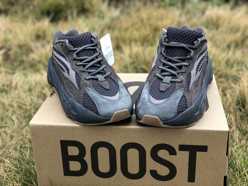 Authentic Adidas Yeezy 700 V2 Static Black-005