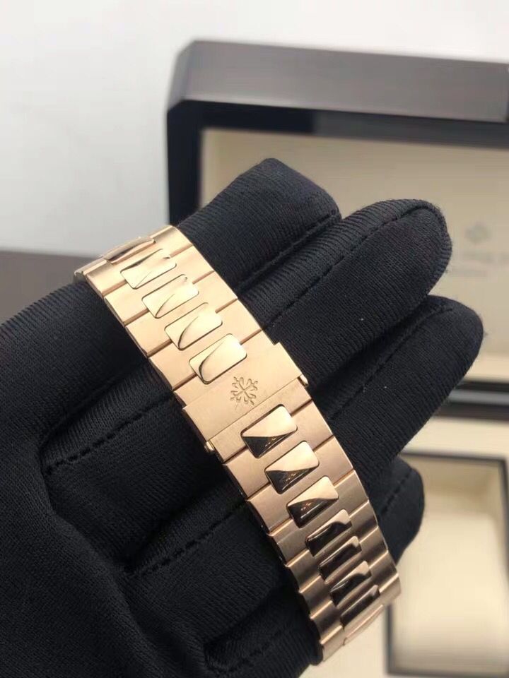 P**ek Ph**ppe mechanical watch-076