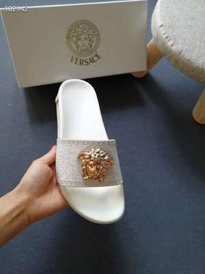 Versace Slippers Women(AAA)-021
