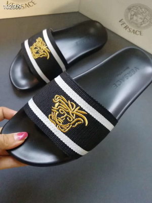 Versace Slippers(AAA)-050
