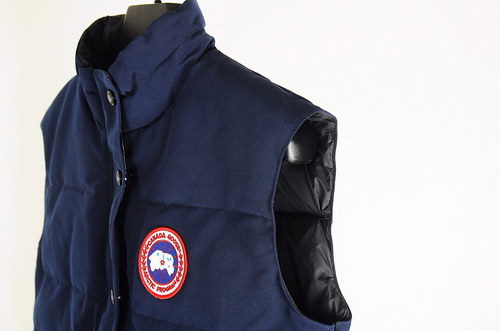 Can*a Go*e vest coat(women)-003