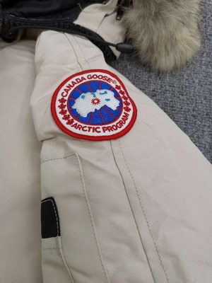 Canada Goose Coat-01-127