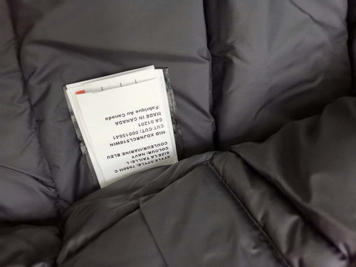 Can*a Go*e coat-01-123