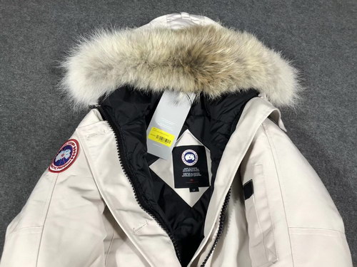 Canada Goose Coat(Women)-012