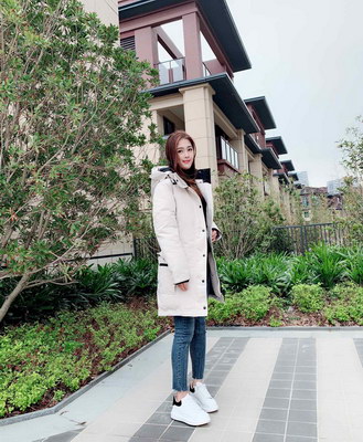 Can*a Go*e coat(women)-018