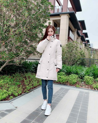 Can*a Go*e coat(women)-018