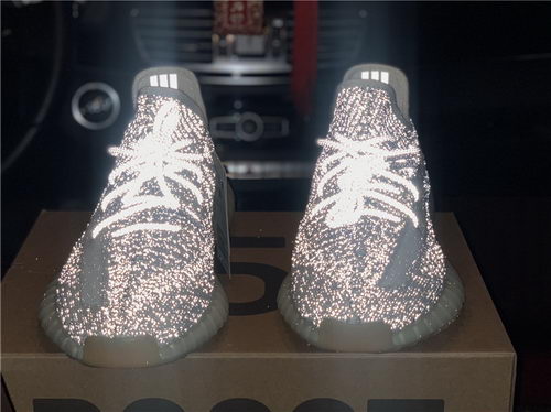 Authentic Adidas Yeezy 350 Tailgate-001