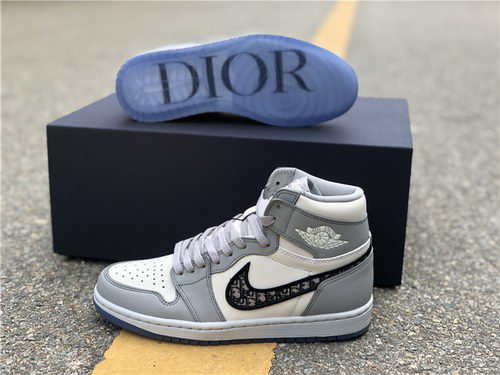 Dior x Air Jordan 1 High OG
