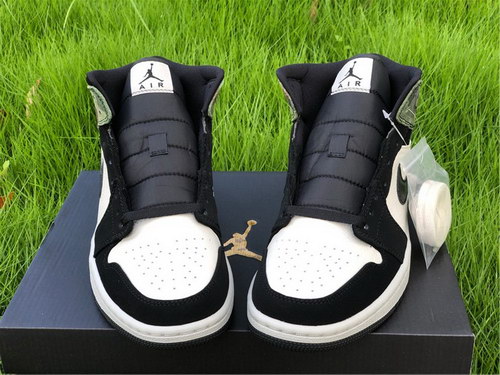 Air Jordan 1 MID Camo