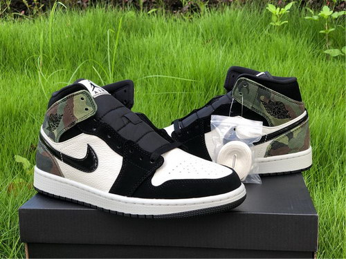 Air Jordan 1 MID Camo