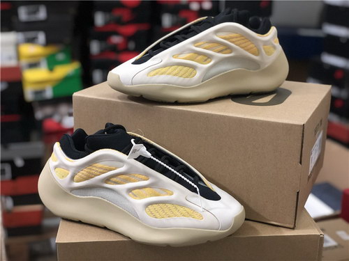 Authentic Yeezy 700 Boost V3 Srphym