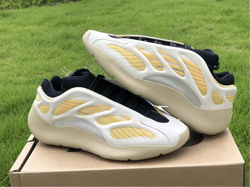 Authentic Yeezy 700 Boost V3 Srphym