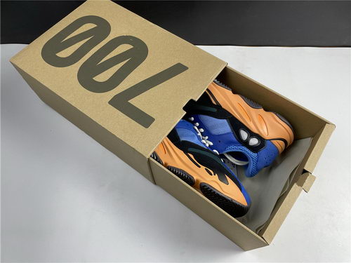 Authentic Adidas Yeezy 700 Boost-008
