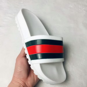 G*u*i slipper(aaa)-414