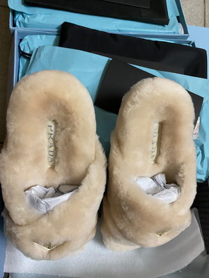 Pra*a slippers women(aaa)-001