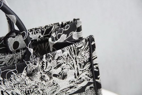 D*or handbags aaaa(women)-070
