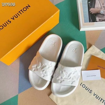 LV Slippers Women(AAA)-016