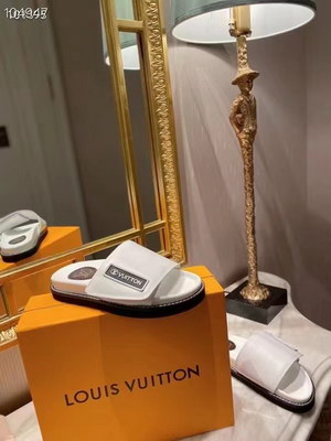 LV Slippers(AAA)-064