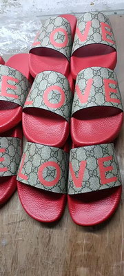 G*u*i slippers(aaa)-425