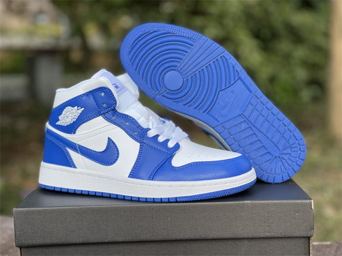 Air Jordan 1 Mid “Hyper Royal”
