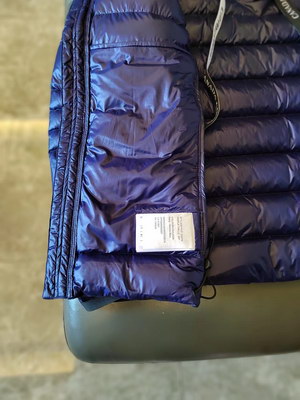 Canada Goose Coat-185