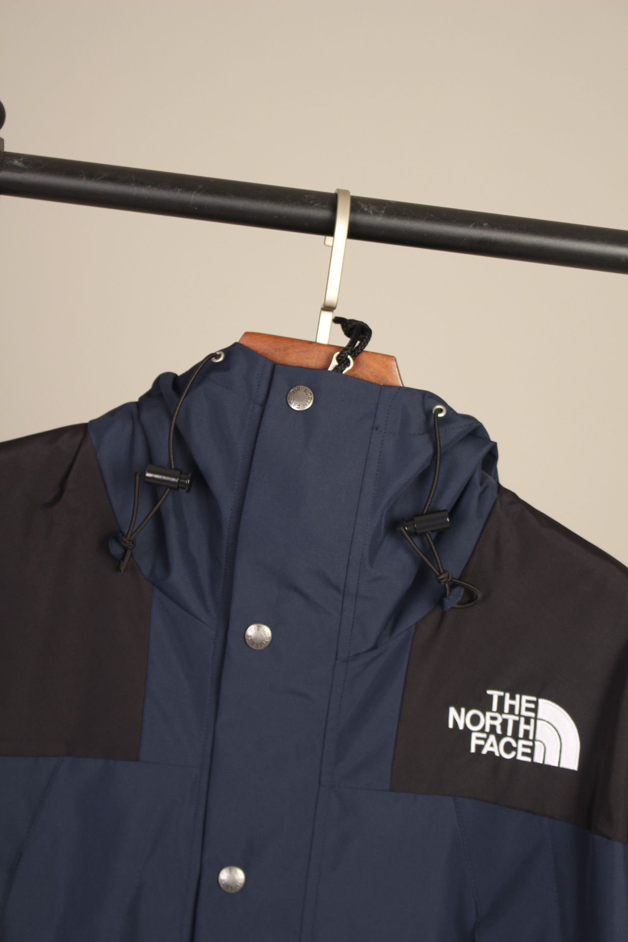 the n0*h F**e coat-019