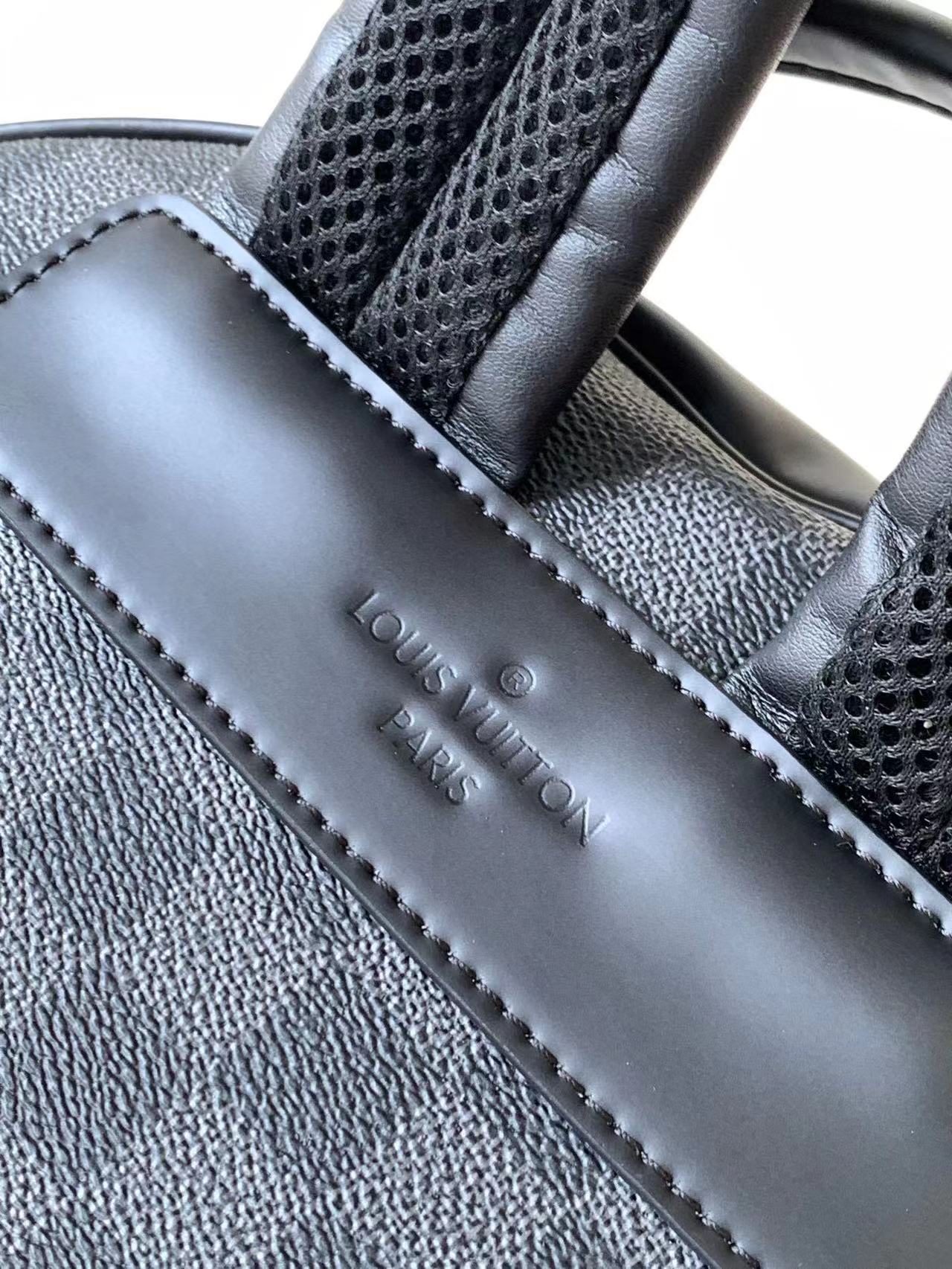 LV Backpack(AAAA)-040