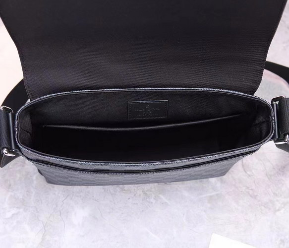 LV Handbags AAA(Men)-092