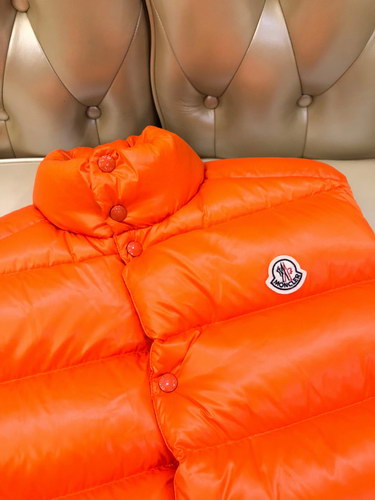 Moncler Vest Coat-022