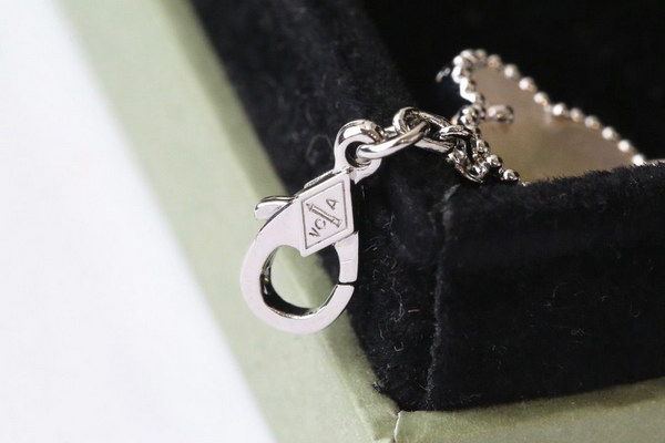 Van Cleef & Arpels Bracelet(19cm)-008