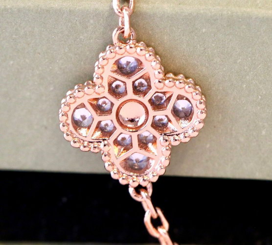 Van Cleef & Arpels Bracelet(19cm)-010