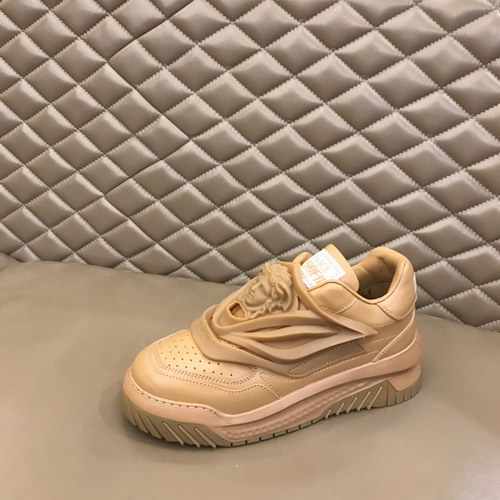 Versace Shoes(AAA)-187