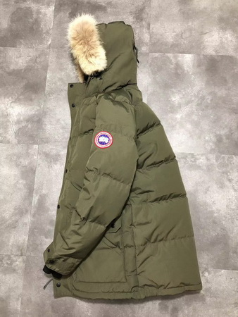 Canada Goose Coat (E30)-225
