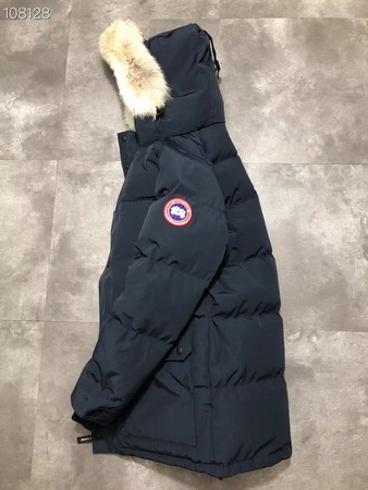 Can*a Go*e coat (e30)-222