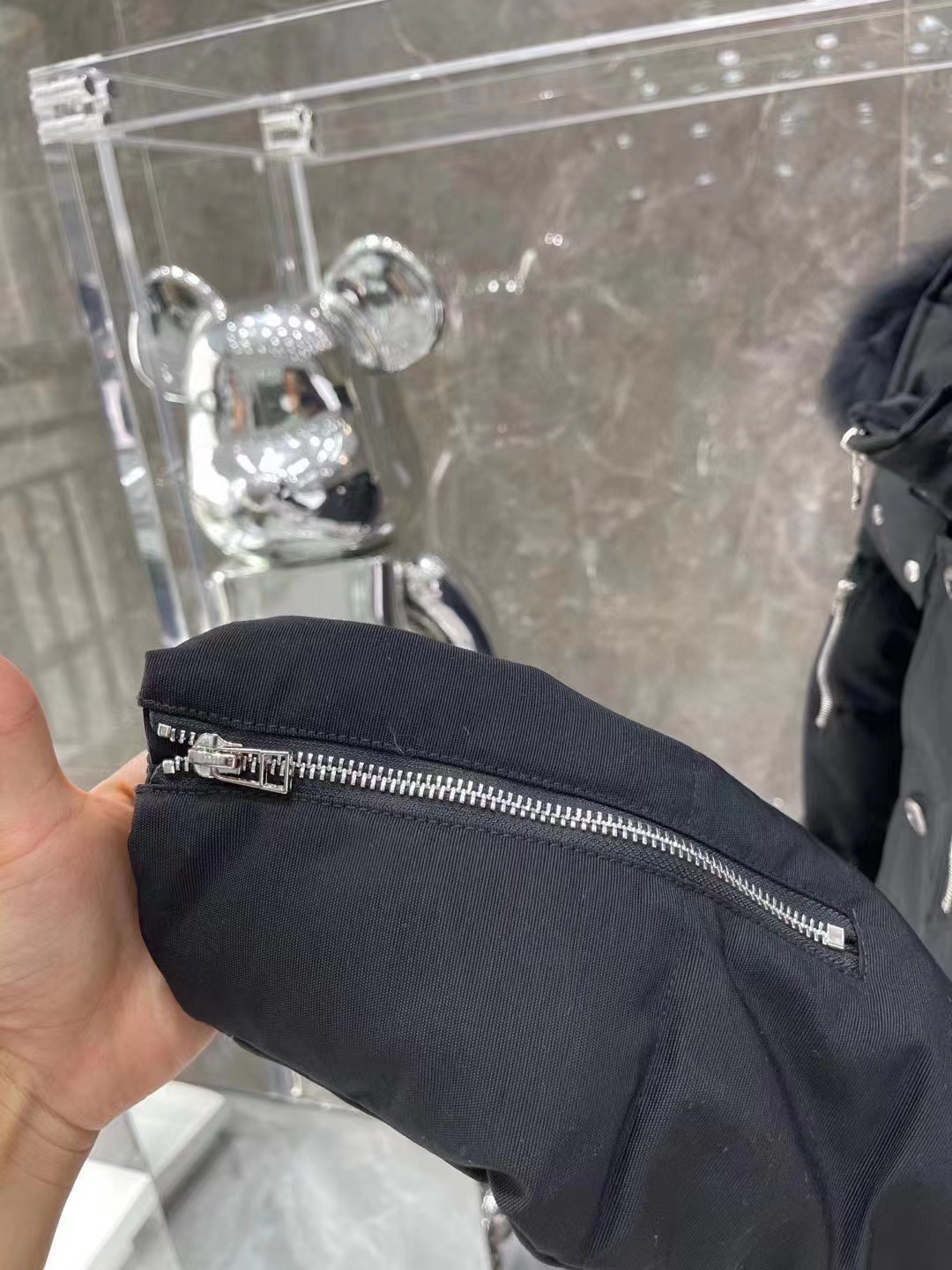 Moose Knuckles Coat-001