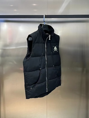 Moose Knuckles Vest Coat-002