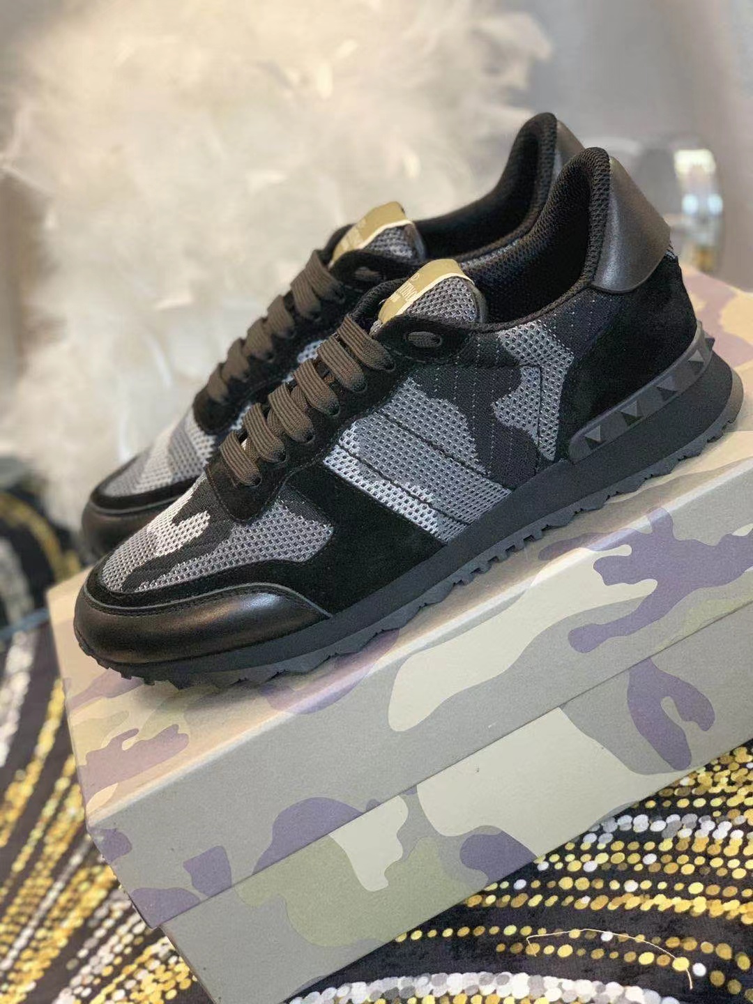 Valentino Shoes(AAA)-211