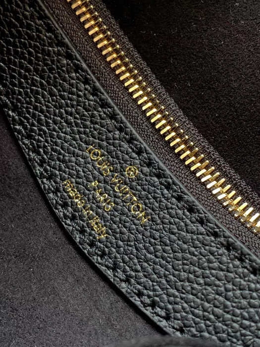 LV Handbags AAA(Women)-171