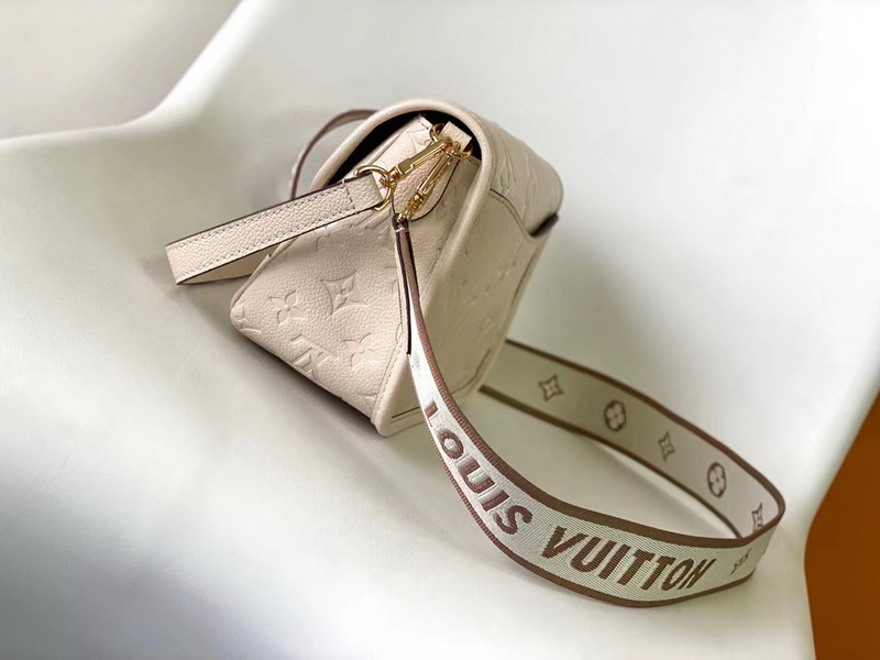 LV Handbags AAA(Women)-171