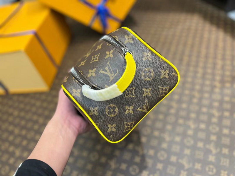 LV Small bags(AAA)-010