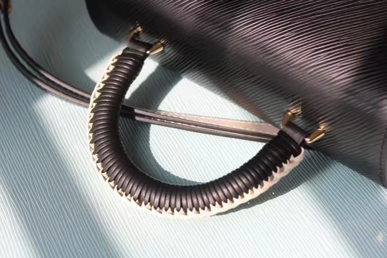 LV Handbags AAA(Women)-136