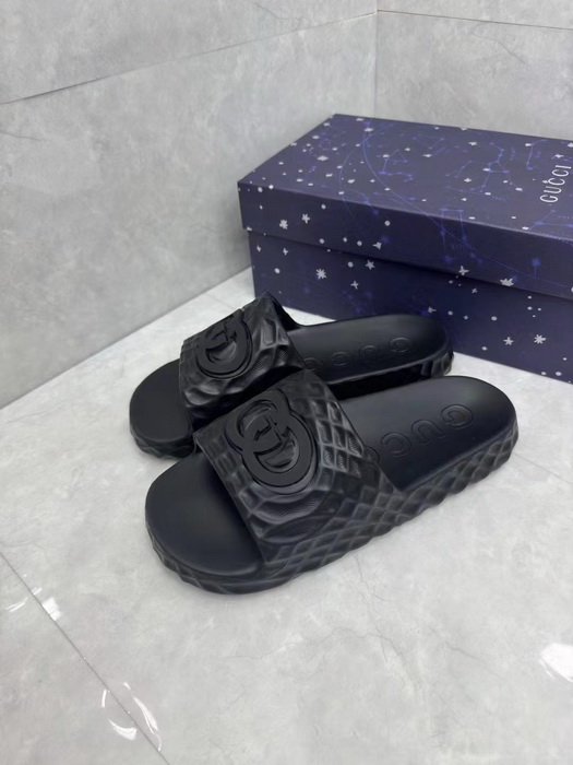 G*u*i slippers(aaa)-457