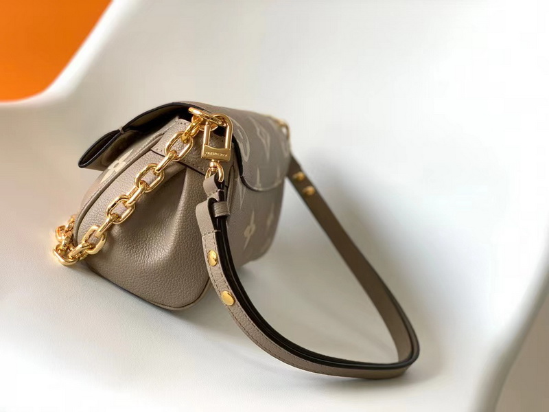 LV Handbags AAA(Women)-232