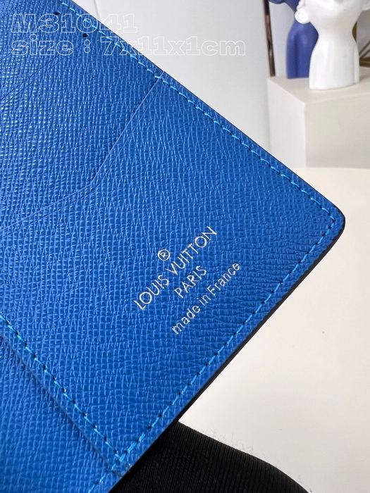 LV Wallets AAA(Men)-038